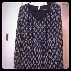 Cute Flowy Long Sleeve Dress